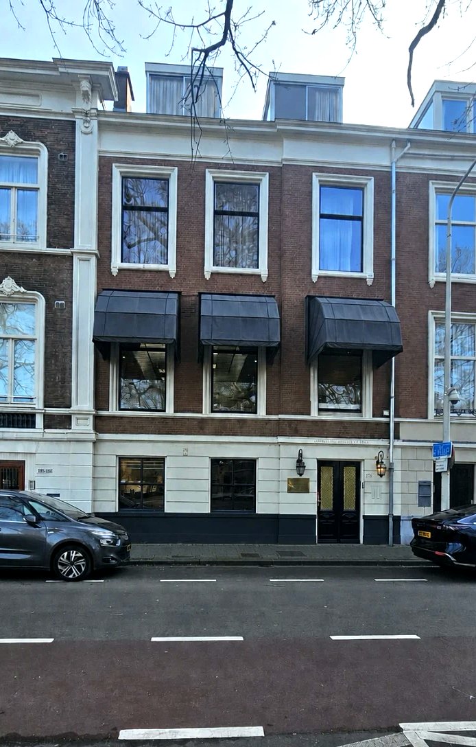 Voorgevel Orthodontiepraktijk De Helden — Anna Paulownastraat 113, Den Haag
